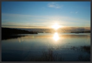 Soluppgång över Vänern på väg in i Åmål