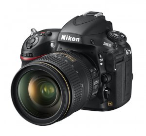 Nikon D800 med 24-120mm optik